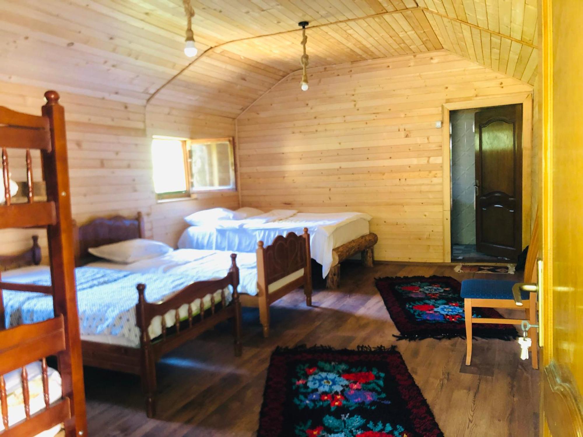 Guest House Hyrmet Demushi Валбона Екстериор снимка