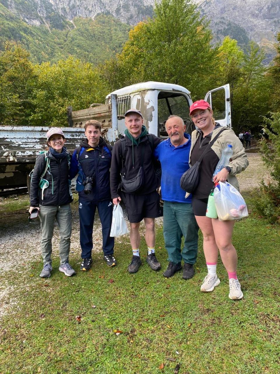 Guest House Hyrmet Demushi Валбона Екстериор снимка